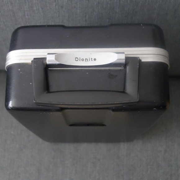 Vintage Dionite Bartender Luggage - Picture 9 of 14